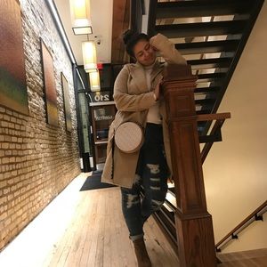 Meet your Posher, Gabriella